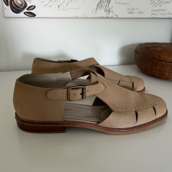 (Sold) Eddie Bauer | Beige Suede Fisherman Sandals - Picture 3 of 7